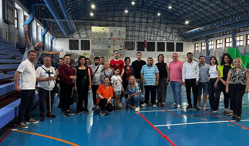 Biz De Varız Destekleme Derneği’nden Osman Alıcı Anısına Anlamlı Etkinlik